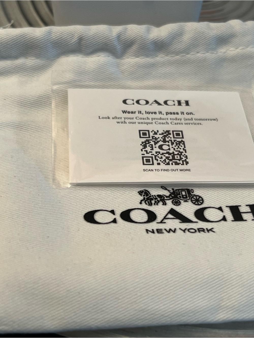 Coach Silver Heart Pendant Necklace with Signature hangtag, care card and dusty. - Picture 4 of 10